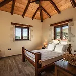 Stonemill Villa, A Sumptuous Escape, By Thinkvilla Exo Khora