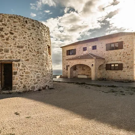 Stonemill Villa, A Sumptuous Escape, By Thinkvilla